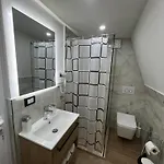 빌라 Doel House Zues *
