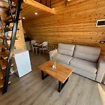 Doel House Zues 빌라 Shkodër
