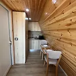 Doel House Zues * Shkodër