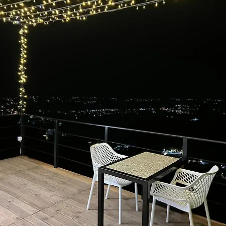 Doel House Zues - Hot Tub & Scenic View וילה *