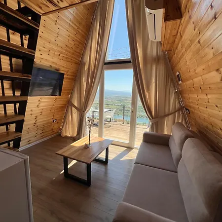 فيلة Doel House Zues شكودر