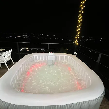 Doel House Zues Вилла Шкодер