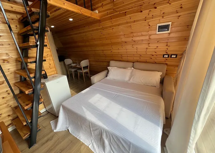 Doel House Zues * Shkodër